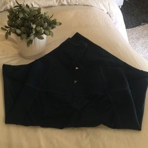 Old Navy Elevate legging - deep ocean / teal color